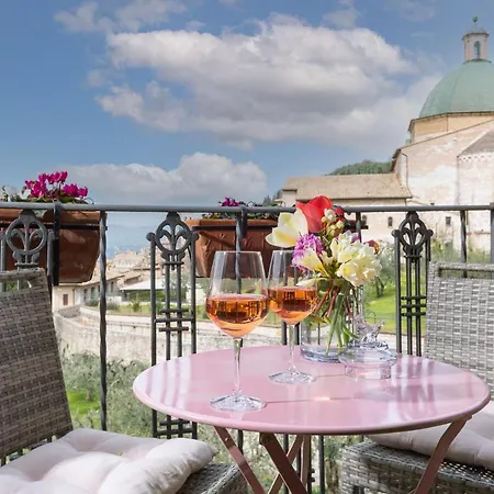 Hotel Ideale Assise