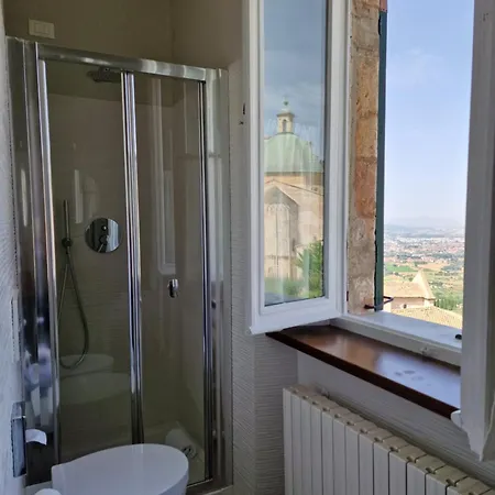 Hotel Ideale Assise